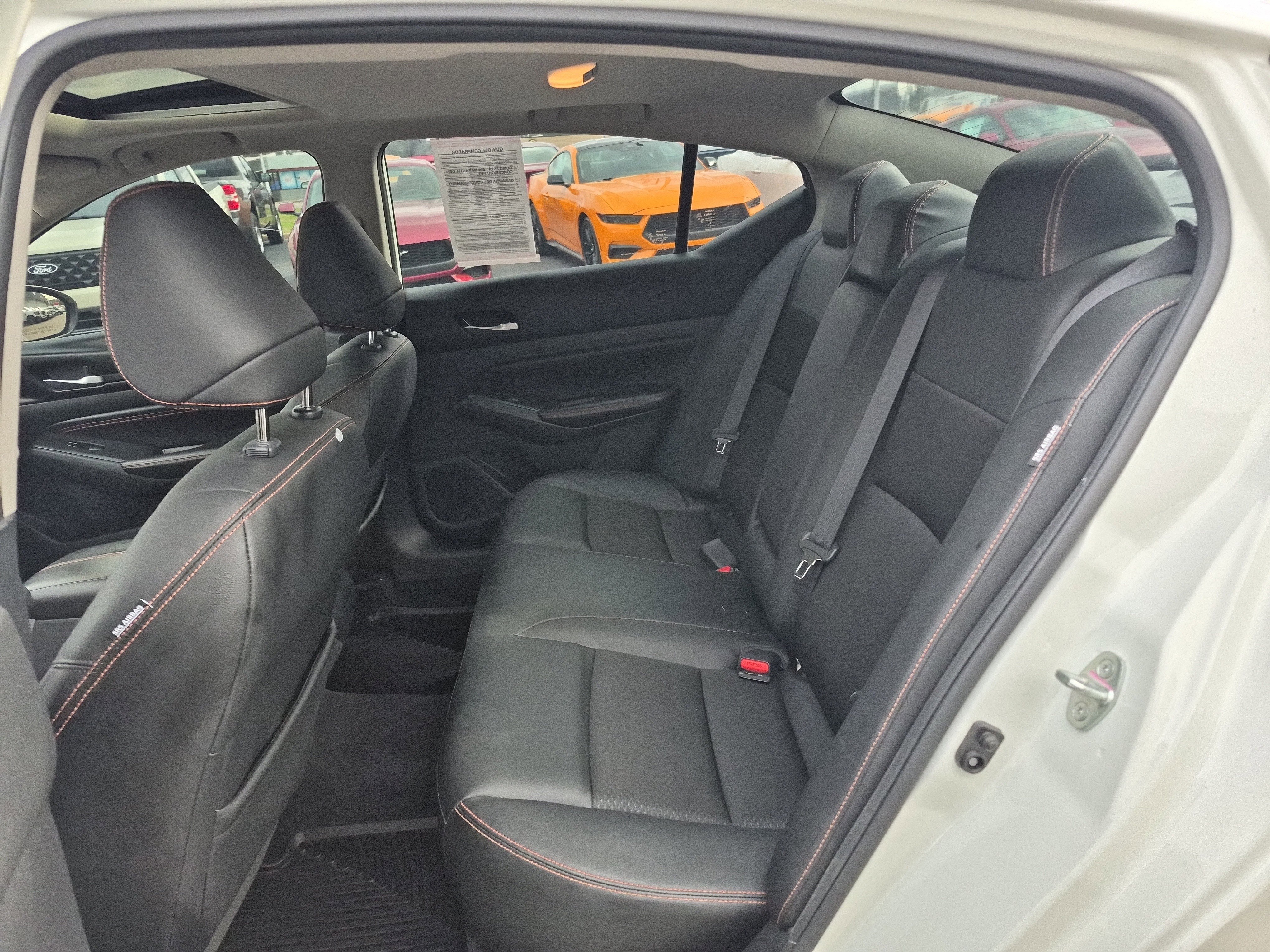 Used 2021 Nissan Altima 2.5 SR w/ SR Premium Package image 16