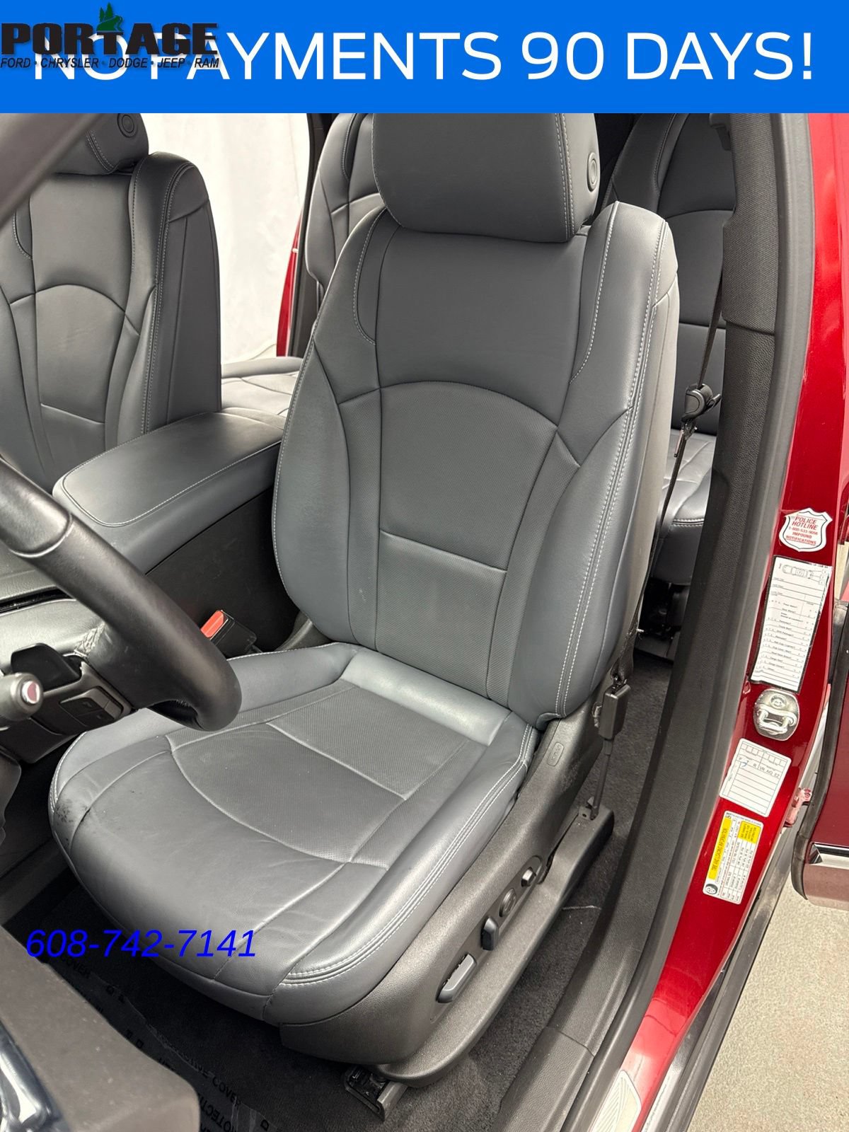 Used 2024 Buick Enclave Premium AWD/4WD image 9