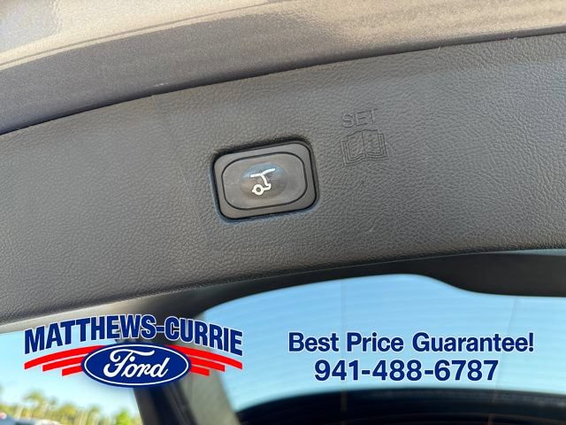 Certified 2022 Ford Edge Titanium AWD/4WD image 14