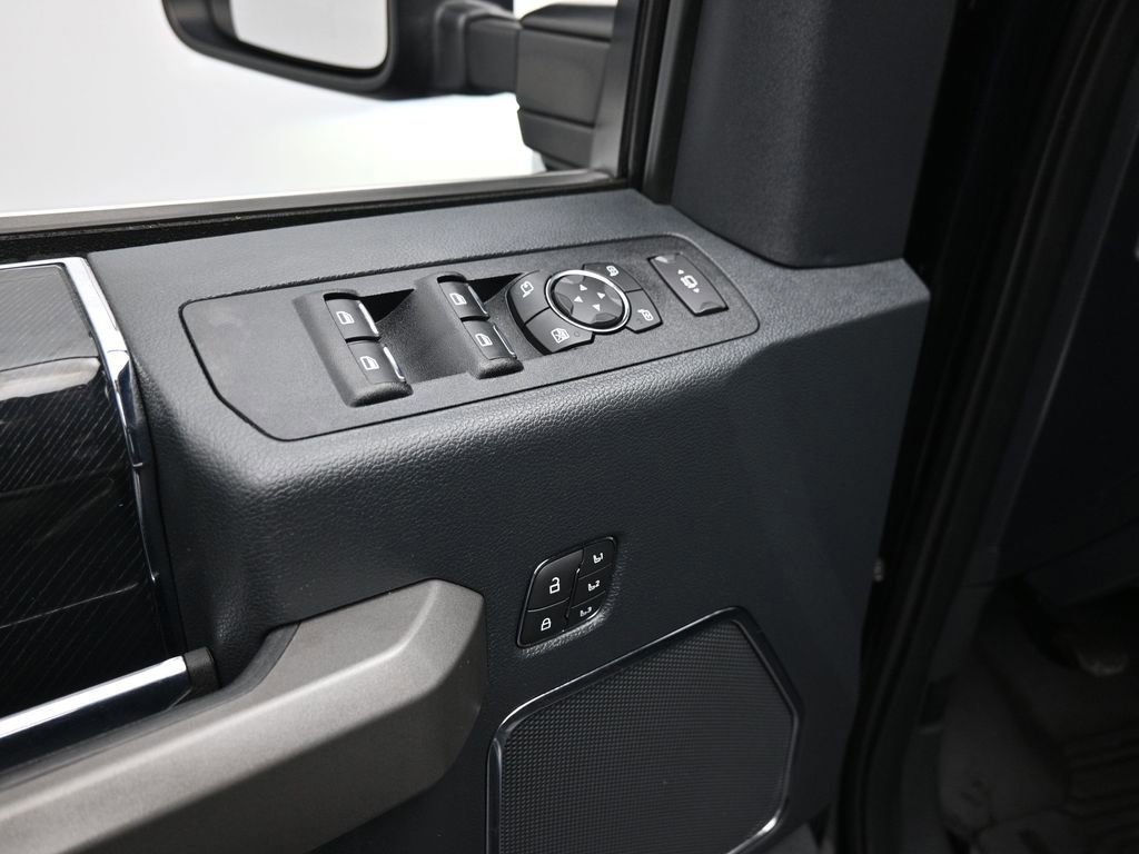 Certified 2022 Ford F250 Platinum w/ FX4 Off-Road Package image 38