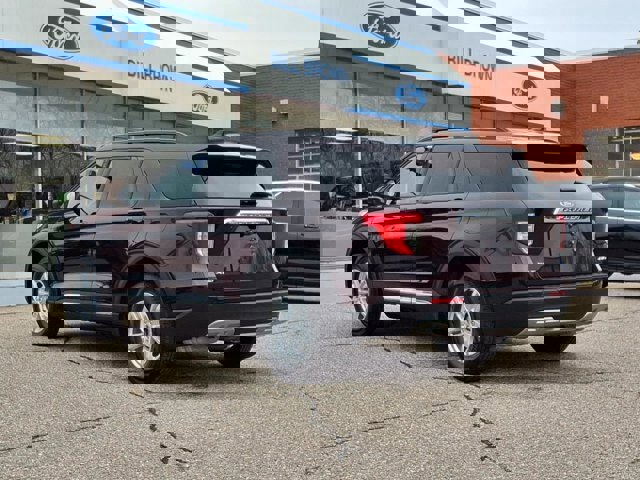 Certified 2023 Ford Explorer XLT w/ Equipment Group 202A image 3