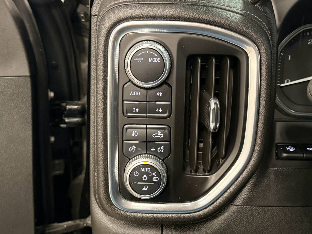 Used 2020 GMC Sierra 2500 Denali w/ Denali Ultimate Package image 12