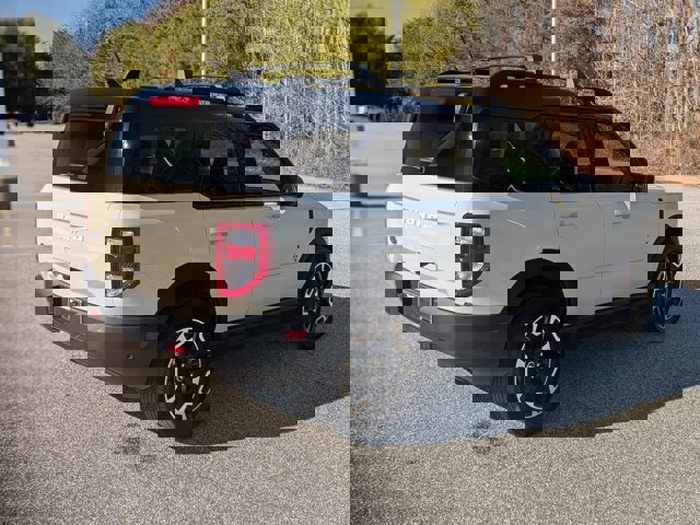 Certified 2024 Ford Bronco Sport Outer Banks w/ Tech Package image 6