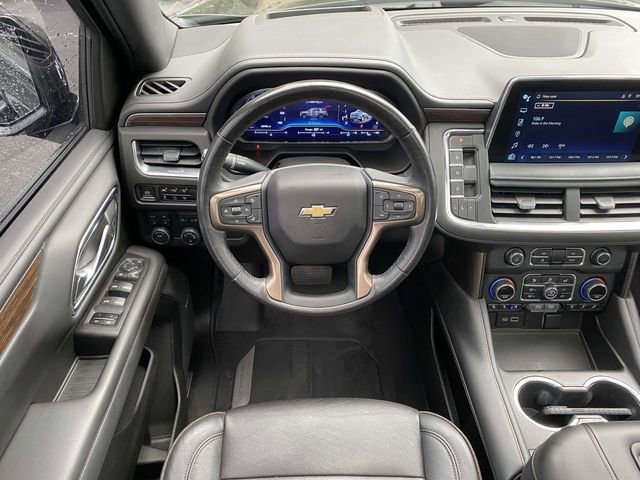Used 2023 Chevrolet Suburban High Country image 17