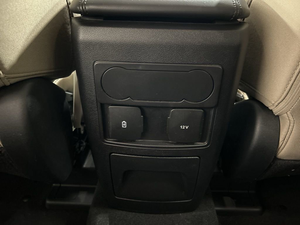 Certified 2024 Ford Explorer XLT w/ Class IV Trailer Tow Package image 27