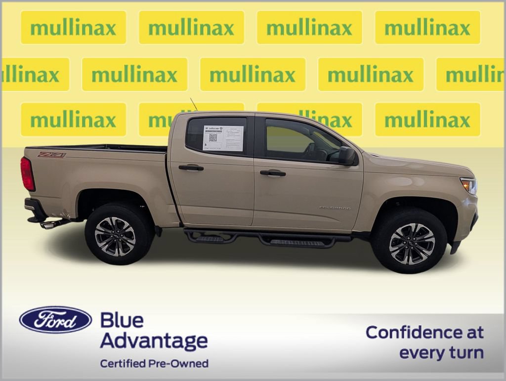 Used 2022 Chevrolet Colorado Z71 RWD image 2