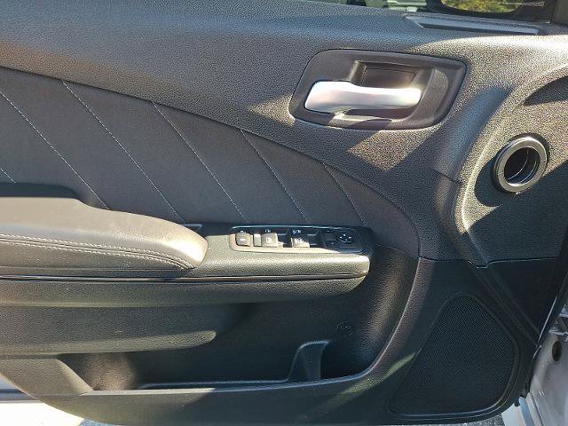 Used 2022 Dodge Charger R/T w/ Harman/Kardon Audio Group RWD image 12