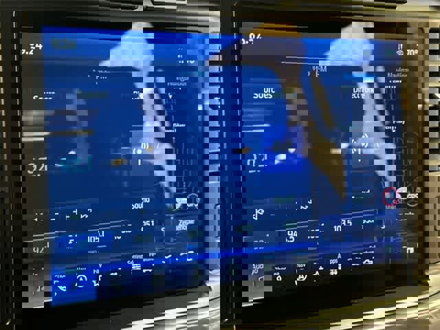 Certified 2021 Ford F150 XLT w/ Equipment Group 302A High image 11