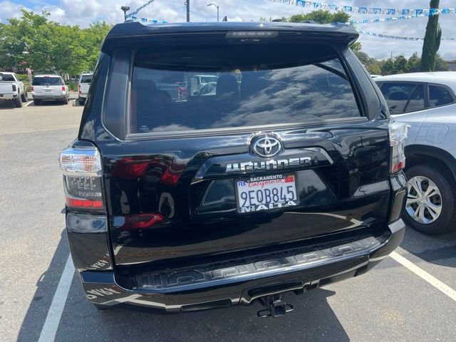 Used 2023 Toyota 4Runner SR5 AWD/4WD image 9