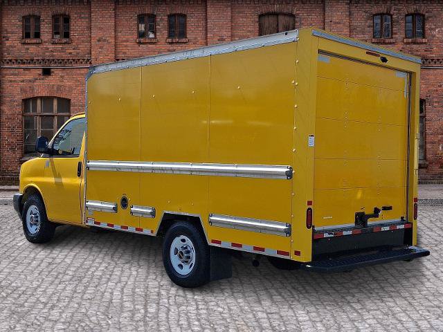 Used 2021 GMC Savana 3500 w/ Power Convenience Package RWD image 6