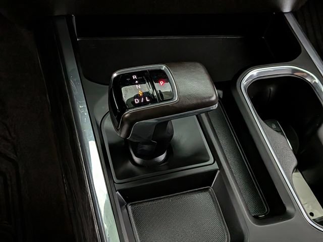 Used 2023 Chevrolet Silverado 1500 LTZ AWD/4WD image 31