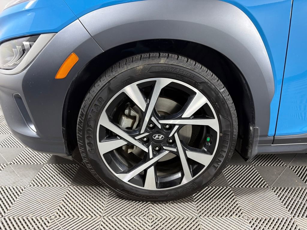 Used 2022 Hyundai Kona Limited w/ Cargo Package image 12