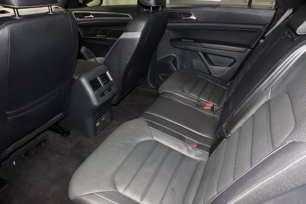 Used 2020 Volkswagen Atlas Cross Sport SEL Premium AWD/4WD image 21
