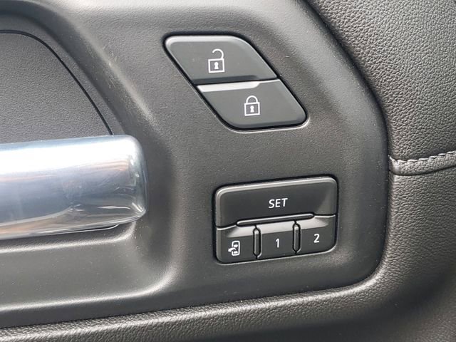 Used 2021 Chevrolet Silverado 2500 LTZ w/ LTZ Premium Package image 10