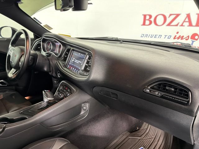 Used 2018 Dodge Challenger SXT Plus RWD image 17