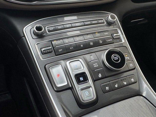 Used 2022 Hyundai Santa Fe Limited image 38