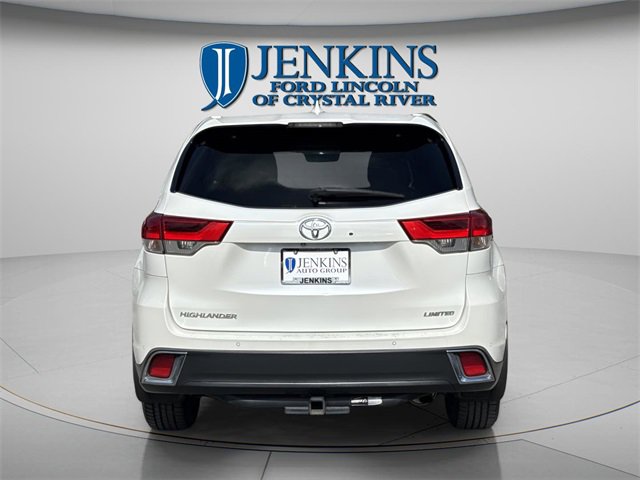Used 2017 Toyota Highlander Limited image 10