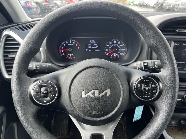 Used 2022 Kia Soul LX FWD image 8