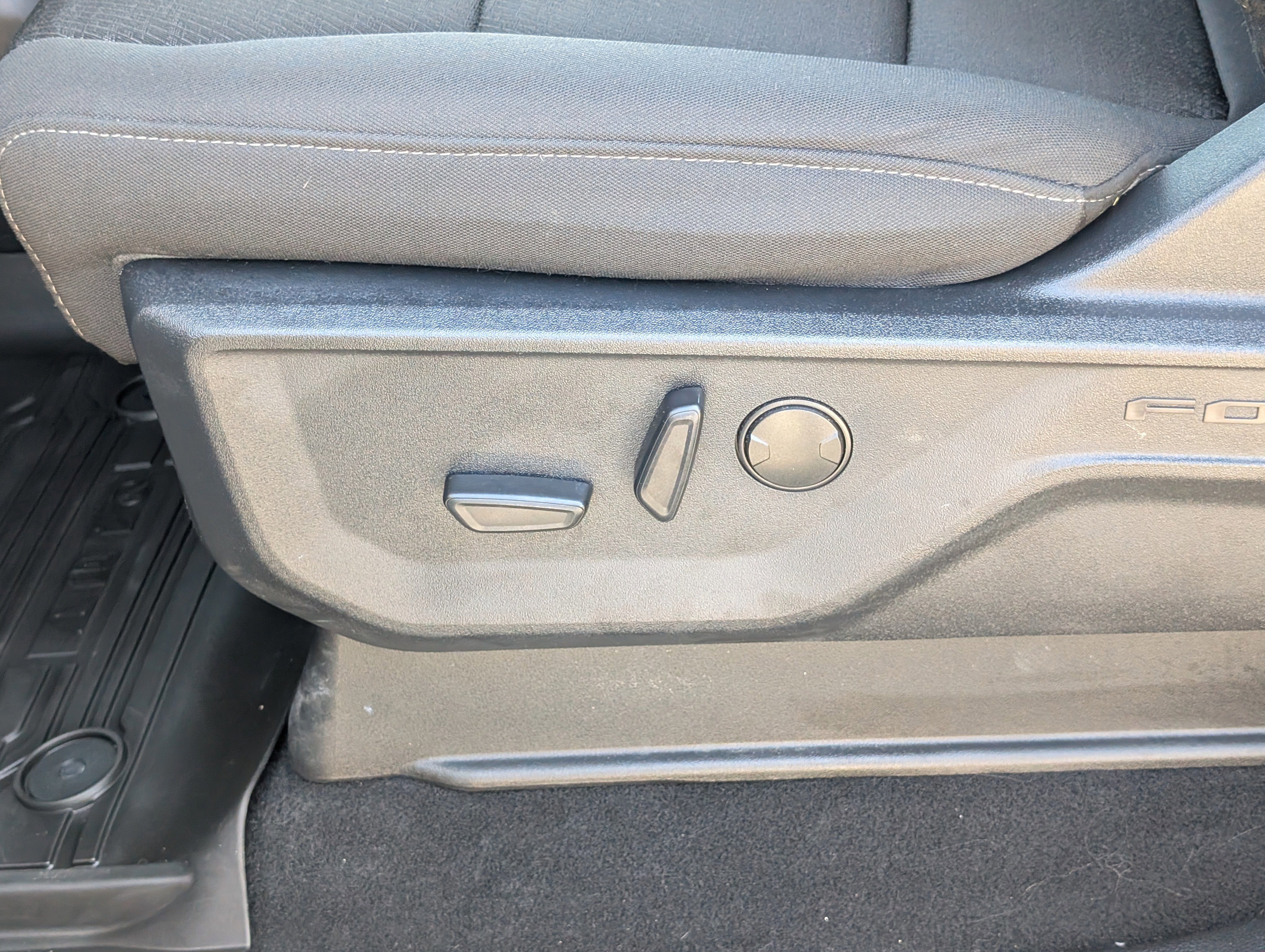 Certified 2023 Ford F150 XLT w/ Equipment Group 302A High image 18