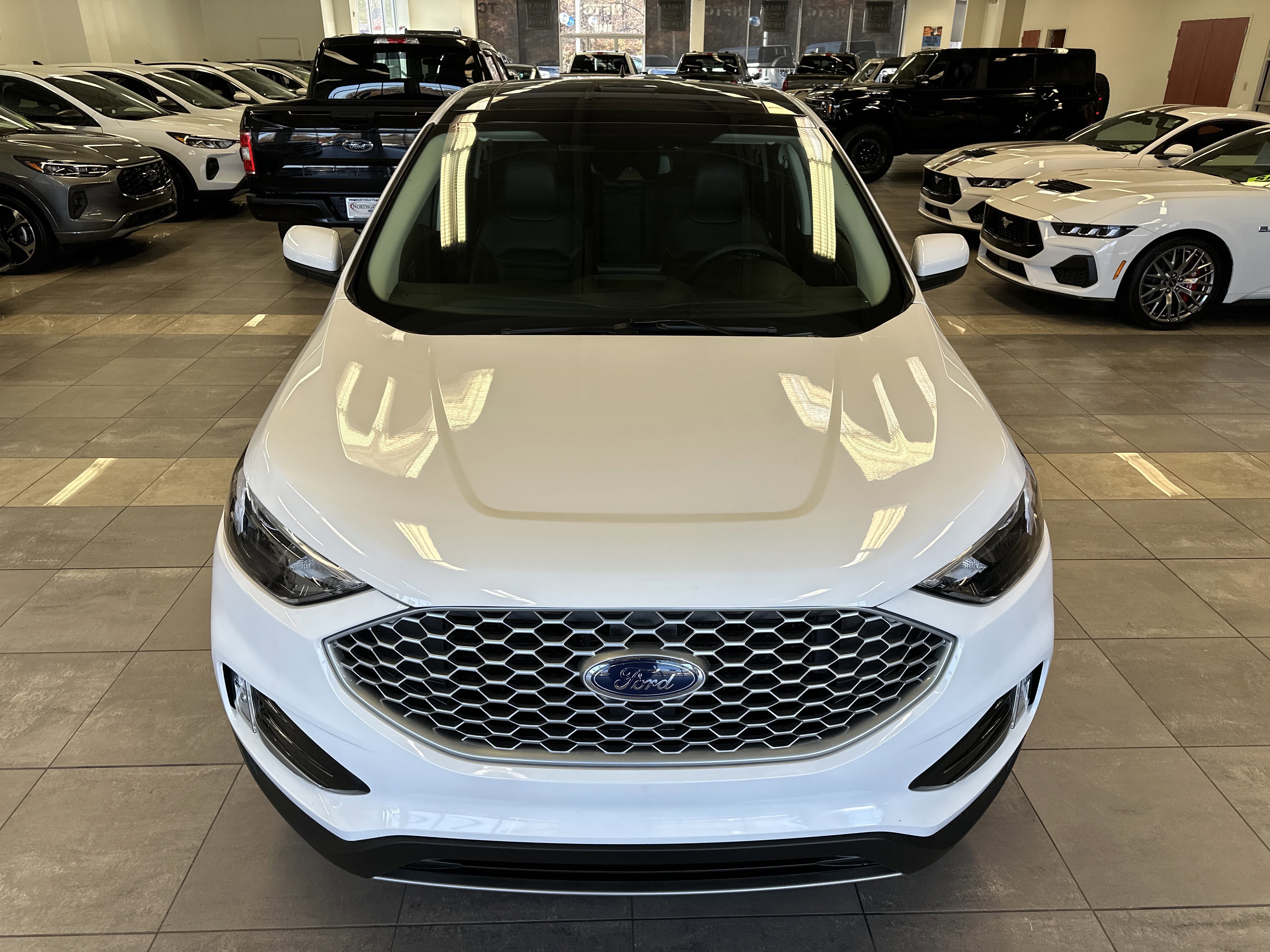 Certified 2023 Ford Edge SEL w/ Convenience Package image 10