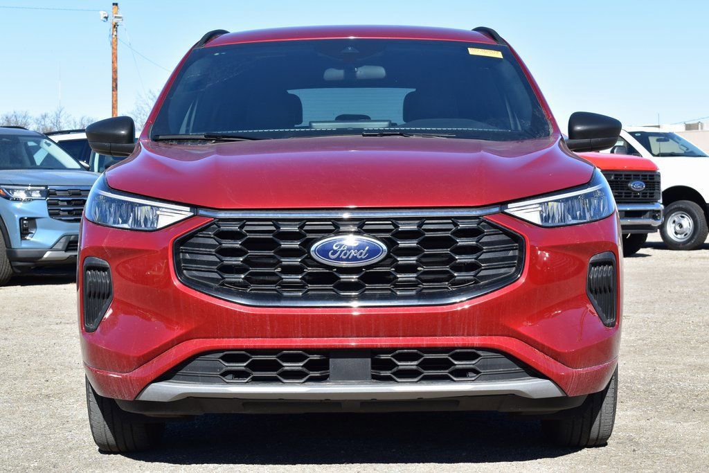 Certified 2023 Ford Escape ST-Line w/ Tech Pack #1 image 4