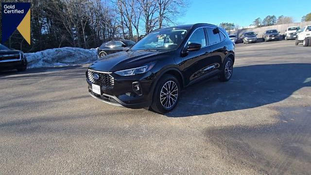 Certified 2025 Ford Escape PHEV w/ PHEV Premium Package image 1