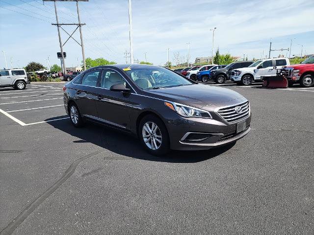 Used 2017 Hyundai Sonata SE w/ Cargo Package
