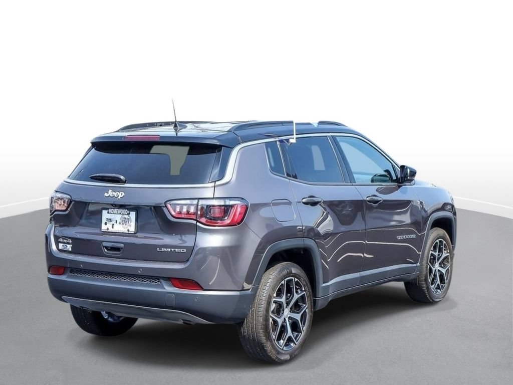Used 2024 Jeep Compass Limited AWD/4WD image 8
