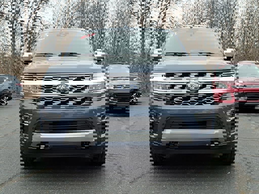 Certified 2023 Ford Expedition Platinum image 8