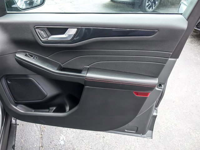 Certified 2023 Ford Escape ST-Line Elite AWD/4WD image 30