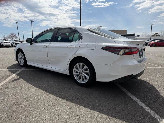 Used 2023 Toyota Camry LE image 3