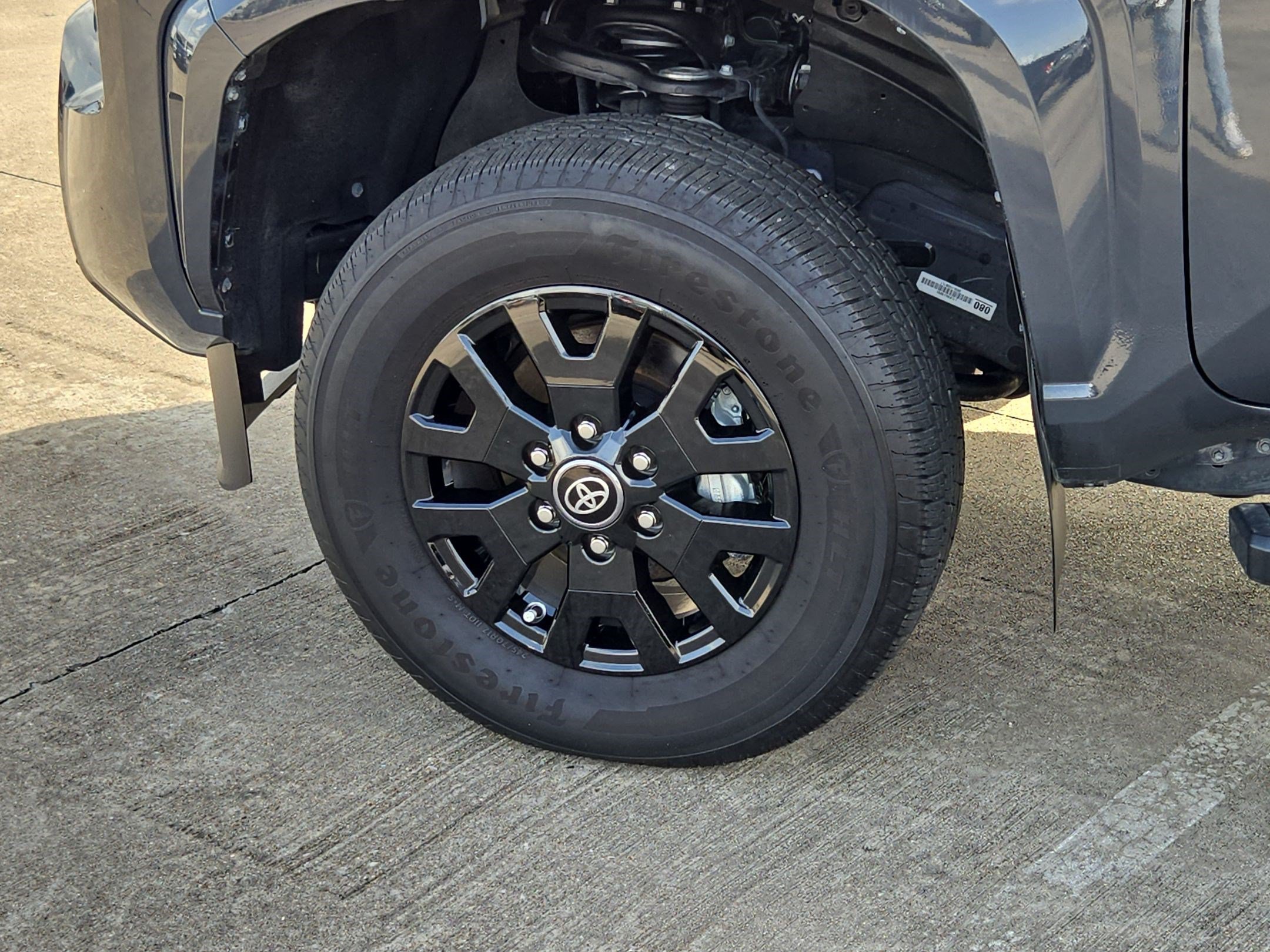 Used 2025 Toyota Tacoma SR AWD/4WD image 13
