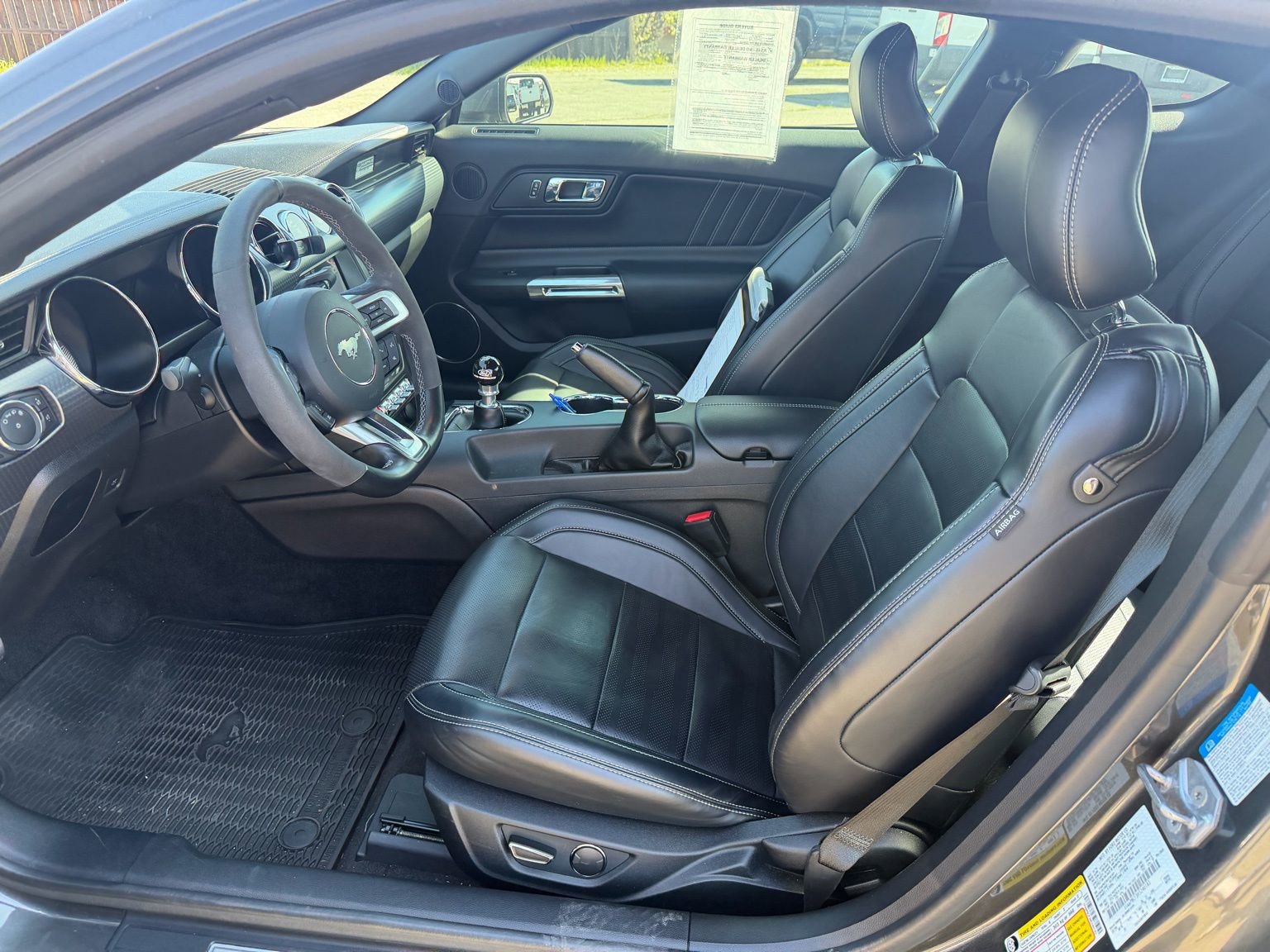 Certified 2017 Ford Mustang GT Premium w/ GT Performance Package image 10