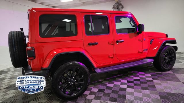 Used 2025 Jeep Wrangler Unlimited Sahara AWD/4WD image 7