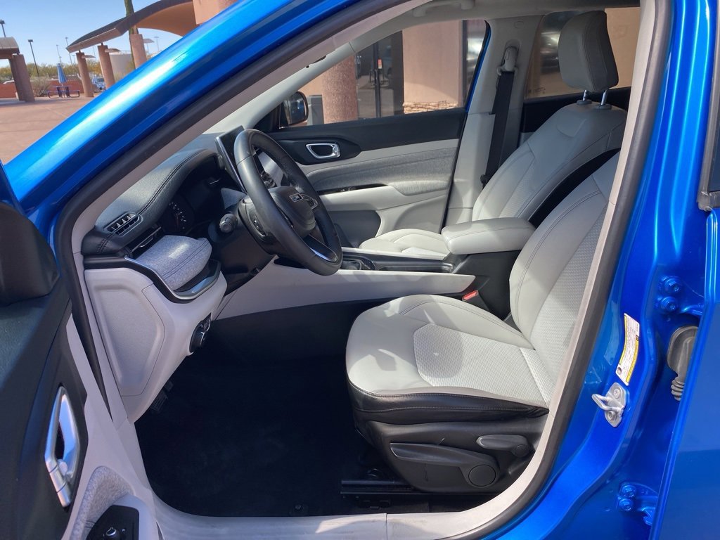 Used 2022 Jeep Compass Latitude image 23