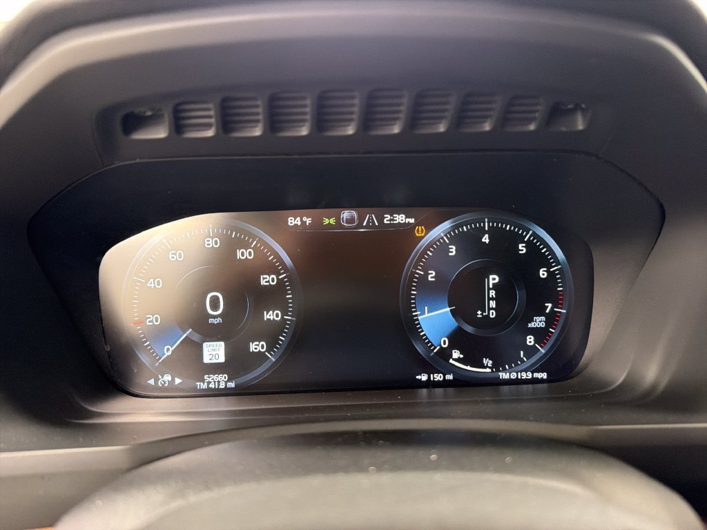 Used 2022 Volvo XC90 T6 Momentum w/ Advanced Package AWD/4WD image 24