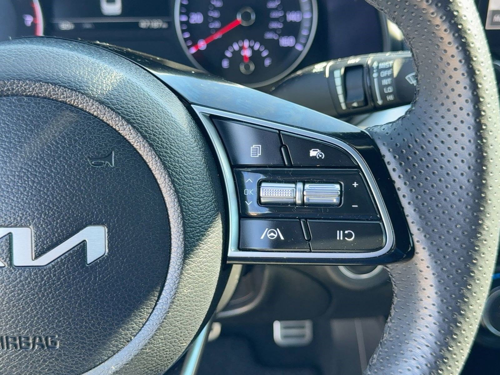 Used 2023 Kia Forte GT-Line image 24