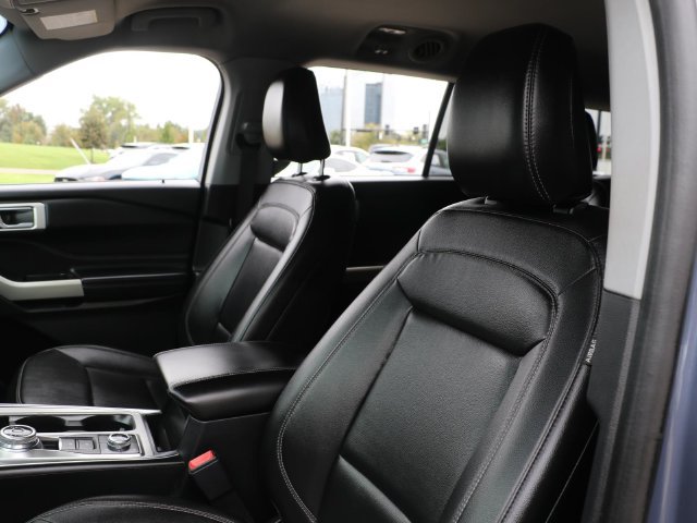 Certified 2021 Ford Explorer XLT w/ Equipment Group 202A AWD/4WD image 20