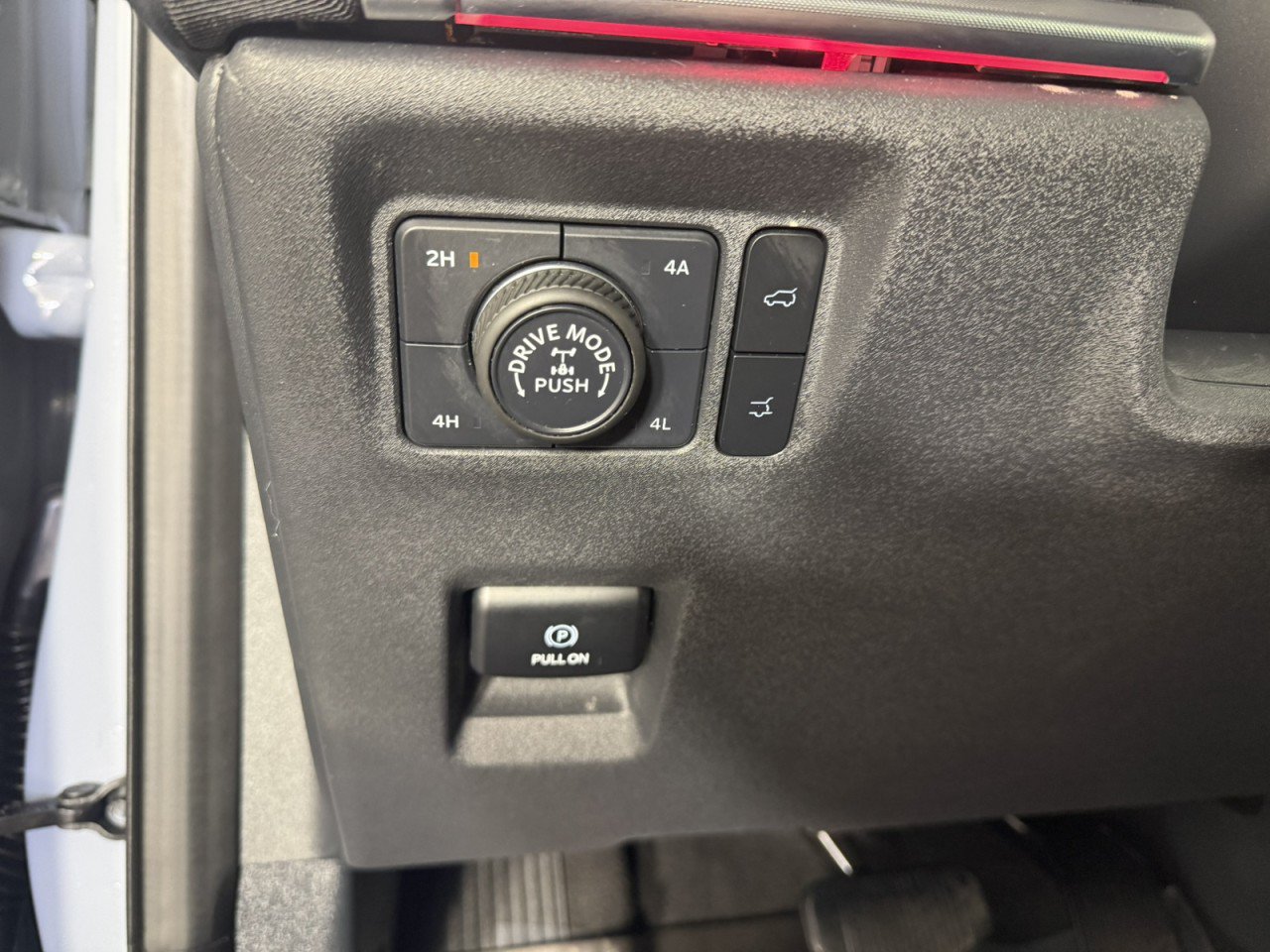 Certified 2025 Ford Expedition Tremor AWD/4WD image 26