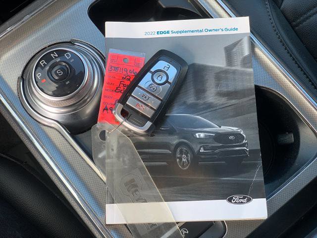 Certified 2022 Ford Edge SEL w/ Convenience Package image 9