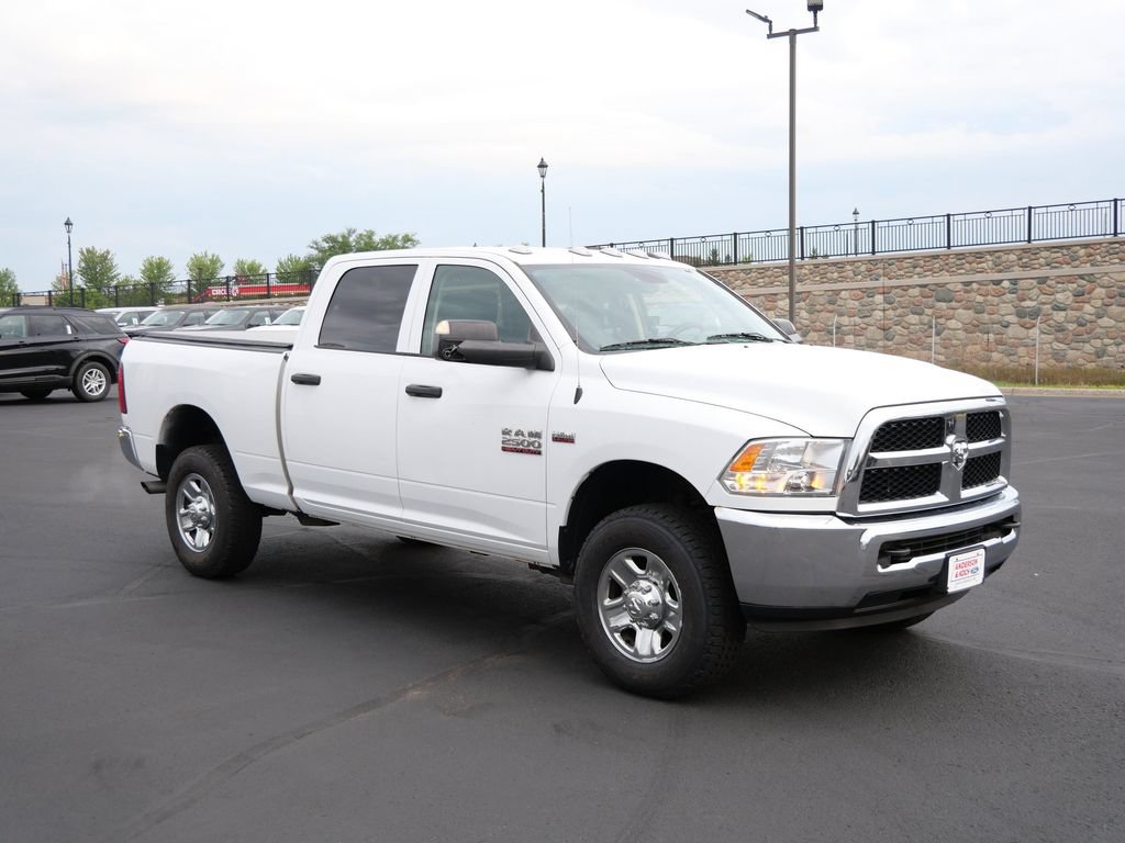 Used 2018 RAM 2500 Tradesman w/ Chrome Appearance Group AWD/4WD image 4