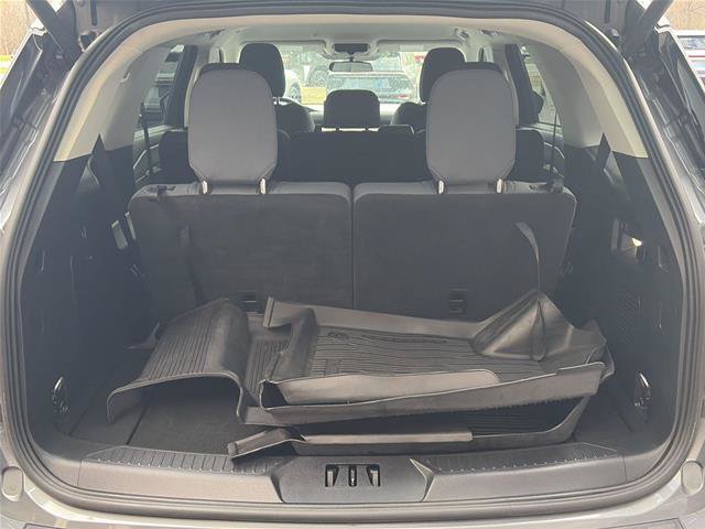Certified 2025 Ford Explorer Active AWD/4WD image 18