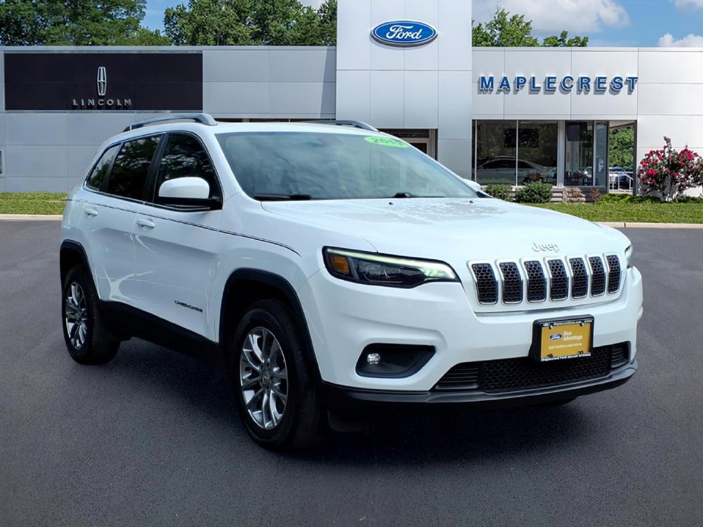 Used 2019 Jeep Cherokee Latitude Plus w/ Comfort/Convenience Group