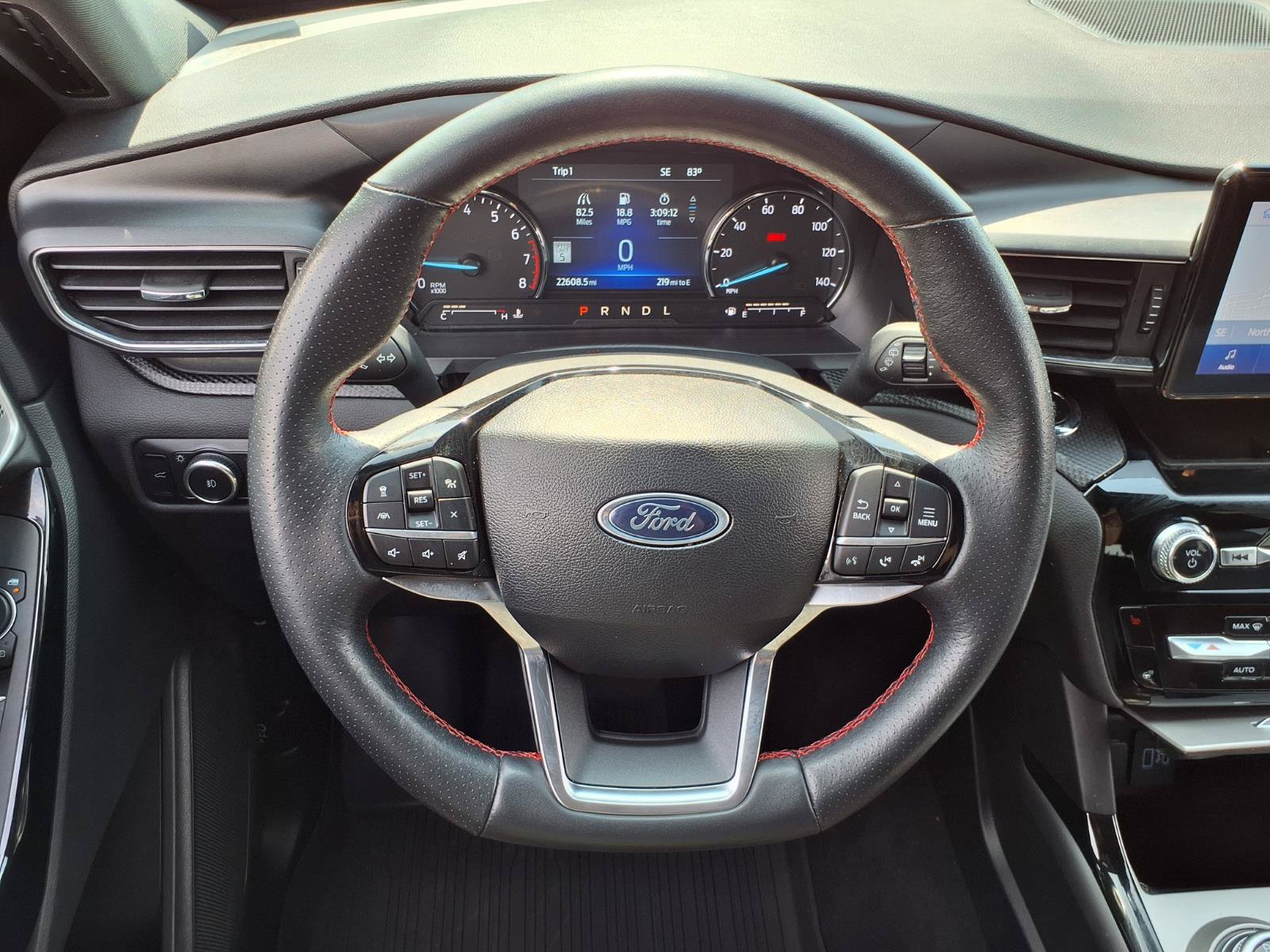 Certified 2023 Ford Explorer ST-Line AWD/4WD image 13