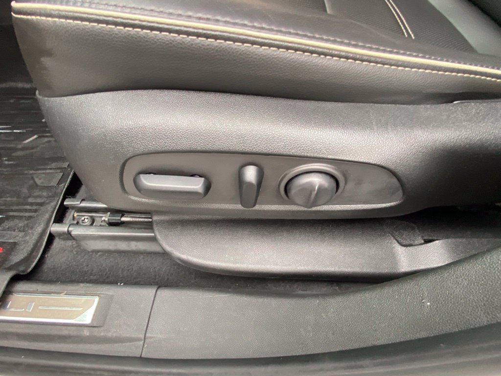 Used 2020 GMC Acadia Denali AWD/4WD image 10
