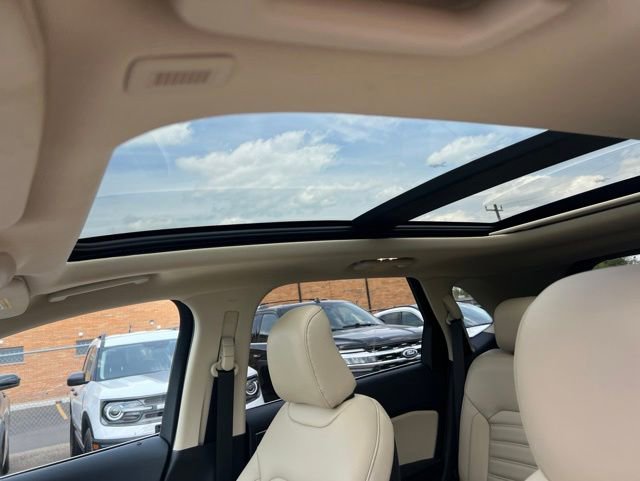 Certified 2023 Ford Edge SEL w/ Convenience Package AWD/4WD image 17