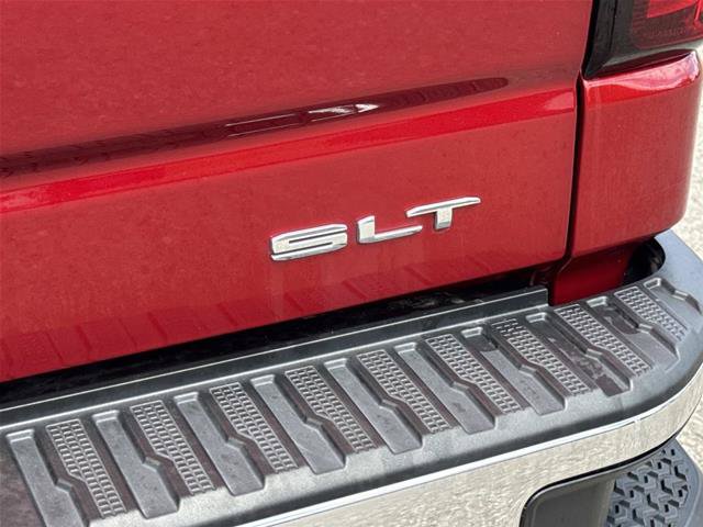 Used 2023 GMC Sierra 1500 SLT AWD/4WD image 12