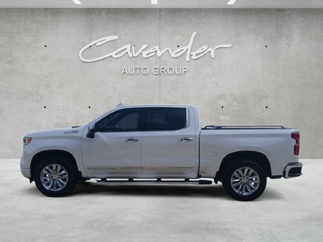 Used 2024 Chevrolet Silverado 1500 High Country w/ Technology Package AWD/4WD image 14
