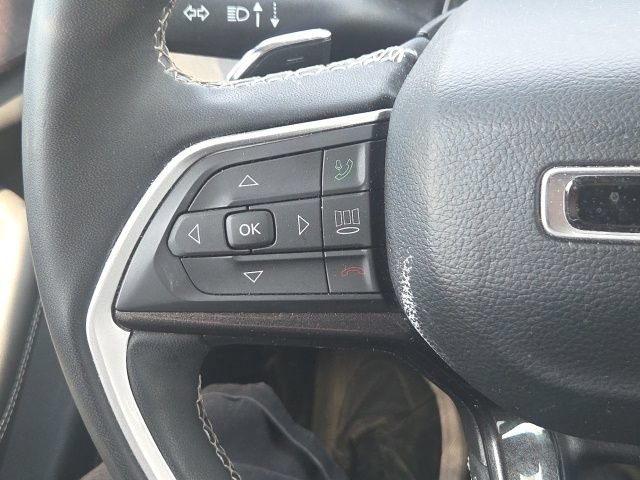 Used 2023 Jeep Grand Cherokee L Laredo w/ Luxury Tech Group I AWD/4WD image 37