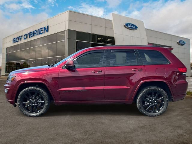 Used 2020 Jeep Grand Cherokee Altitude AWD/4WD image 2